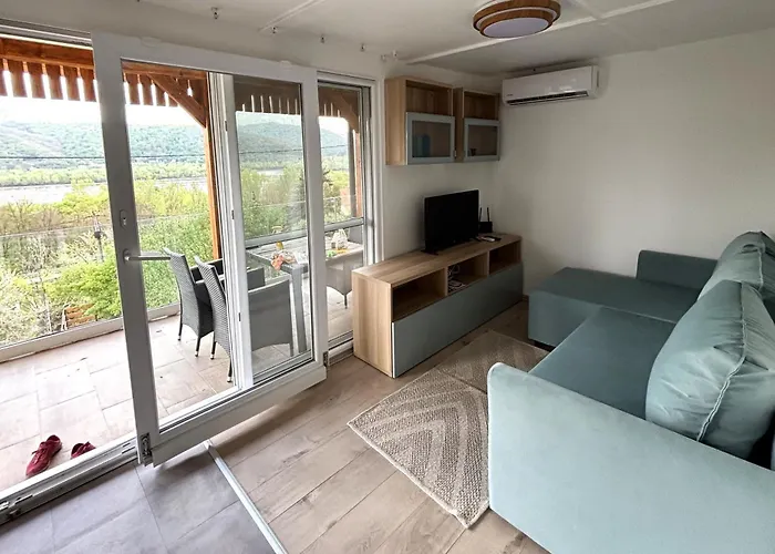 Aranyos Haziko 펜션 *